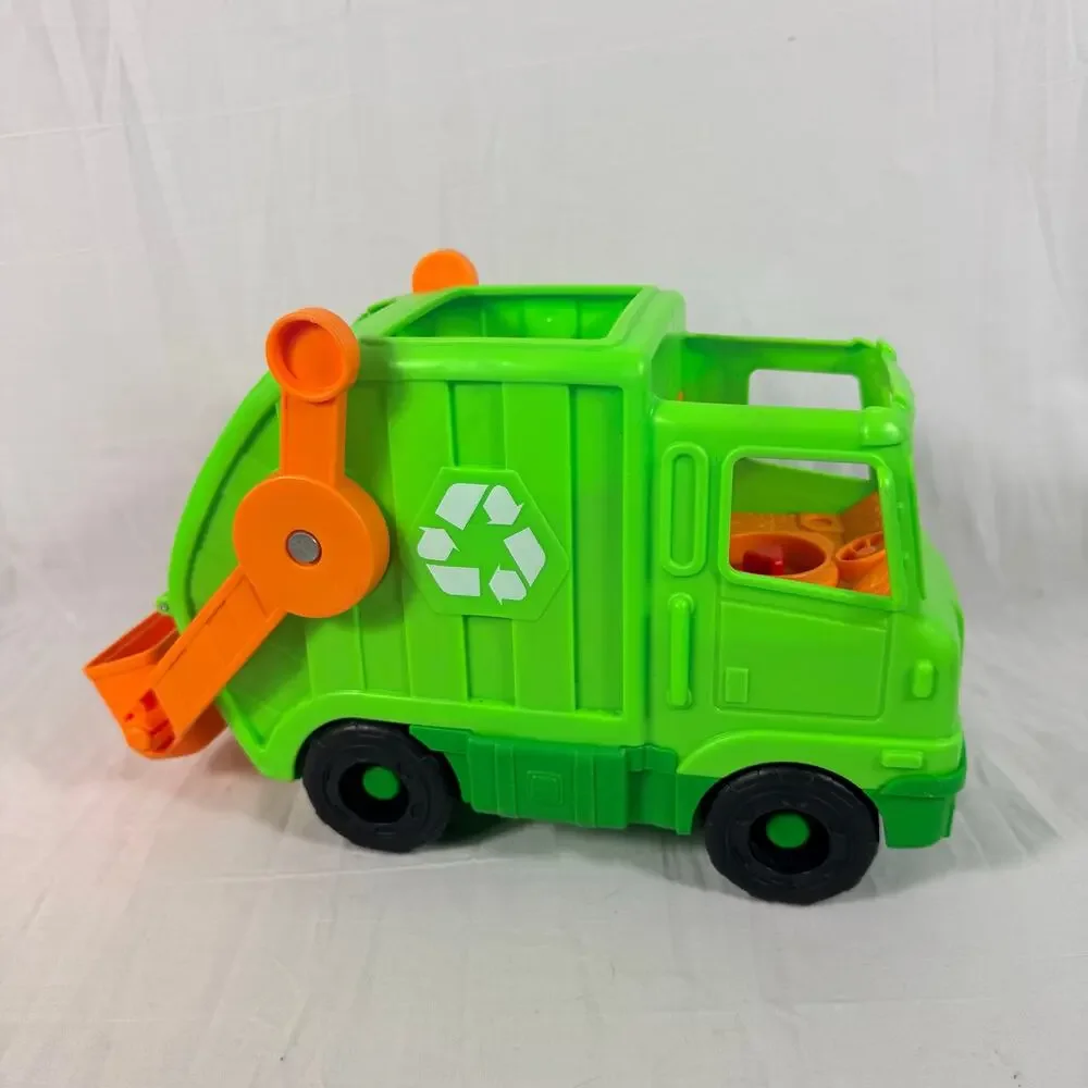 Fisher Price 2021 Little People Green Recycling Garbage Truck GWD29